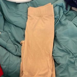 Biker shorts (tan )